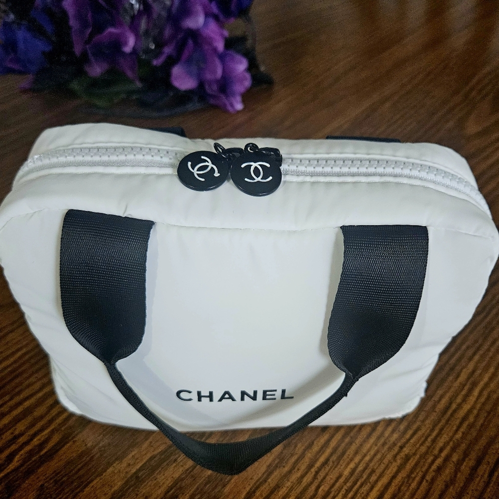 Chanel Black & White Bag